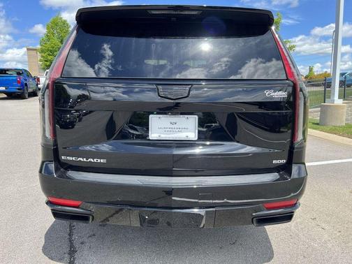 2022 Cadillac Escalade Sport Platinum