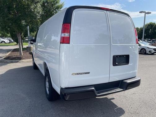 2025 Chevrolet Express 2500 Work Van