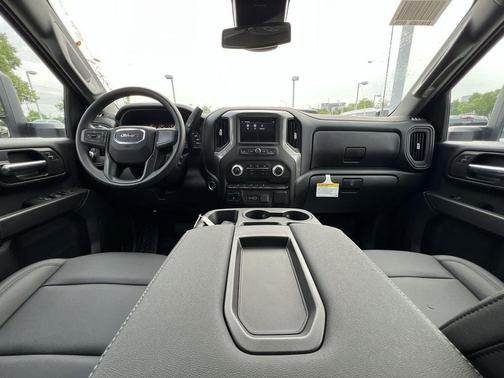 2025 GMC Sierra 2500 Pro