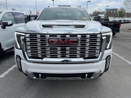 2024 GMC Sierra 2500 Denali