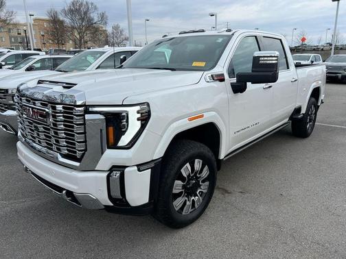 2024 GMC Sierra 2500 Denali