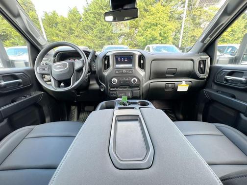 2025 GMC Sierra 2500 Pro