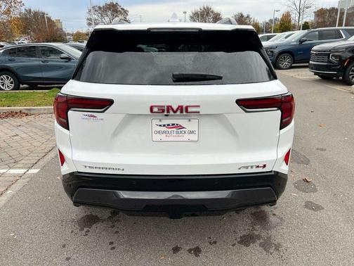 2026 GMC Terrain AWD AT4