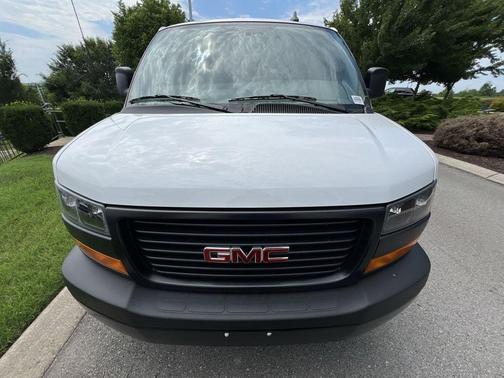 2025 GMC Savana 2500 Work Van