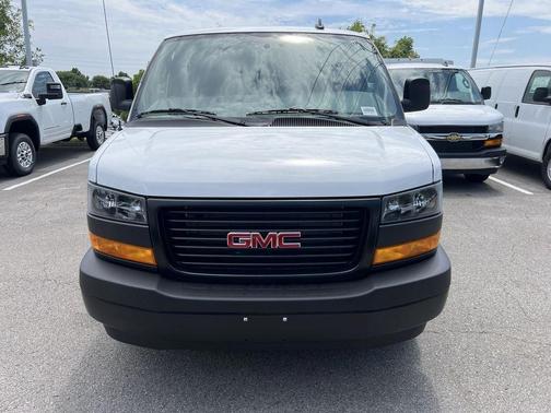 2025 GMC Savana 2500 Work Van