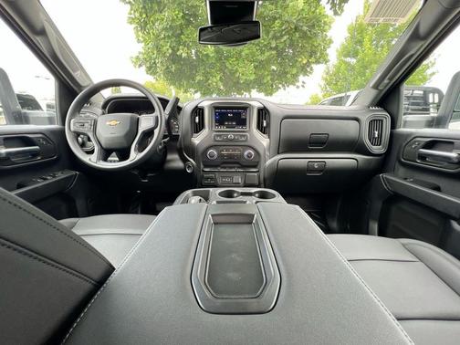 2025 Chevrolet Silverado 2500 WT
