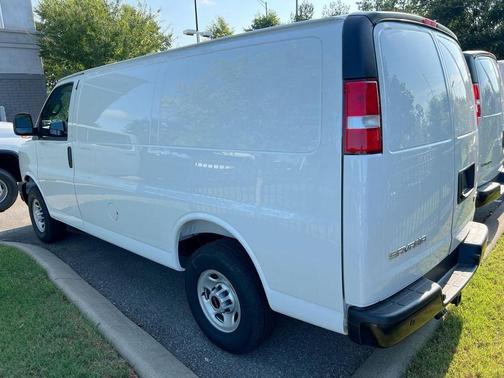 2025 GMC Savana 2500 Work Van