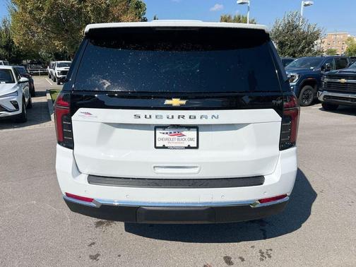 2026 Chevrolet Suburban LS