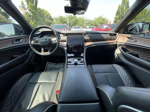 2024 Jeep Grand Cherokee Summit