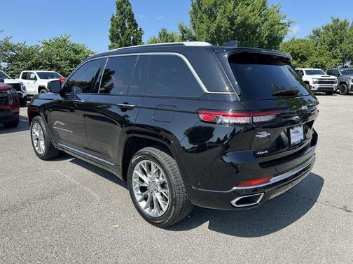2024 Jeep Grand Cherokee Summit