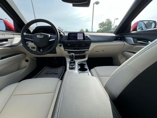 2025 Cadillac CT4 Premium Luxury