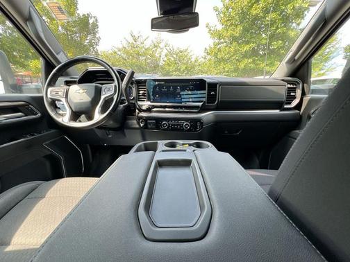 2024 Chevrolet Silverado 3500 LT