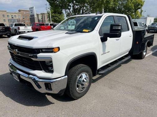 2024 Chevrolet Silverado 3500 LT