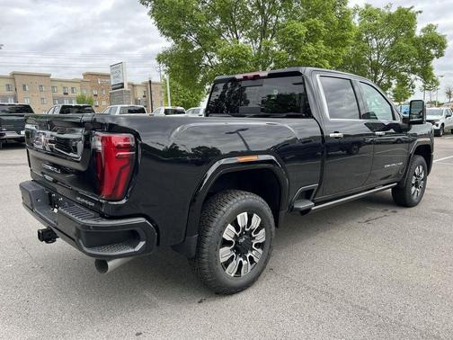 2025 GMC Sierra 2500 Denali