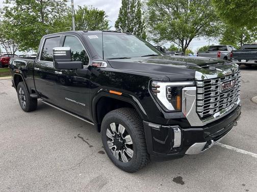 2025 GMC Sierra 2500 Denali
