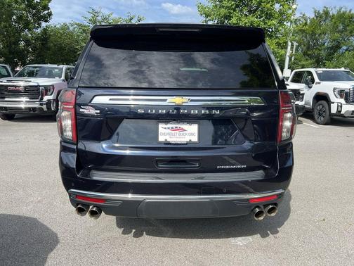 2023 Chevrolet Suburban Premier