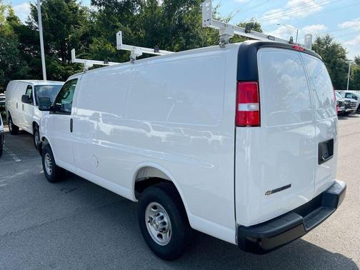 Summit White 2025 Chevrolet Express 2500 Work Van
