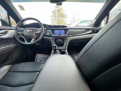 2023 Cadillac XT6 Premium Luxury FWD