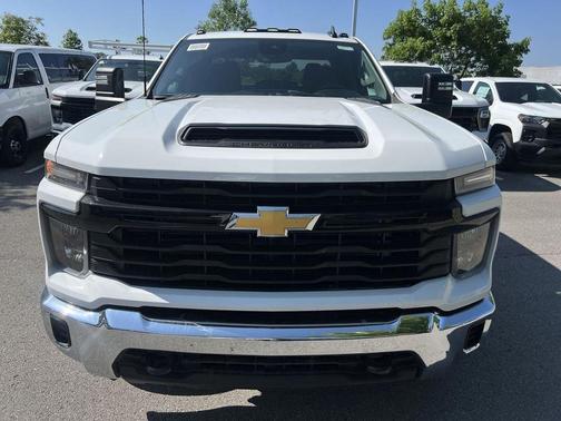 2025 Chevrolet Silverado 2500 WT