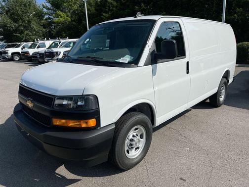 2025 Chevrolet Express 2500 Work Van