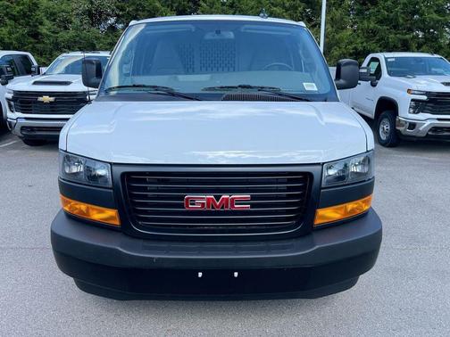 2025 GMC Savana 2500 Work Van