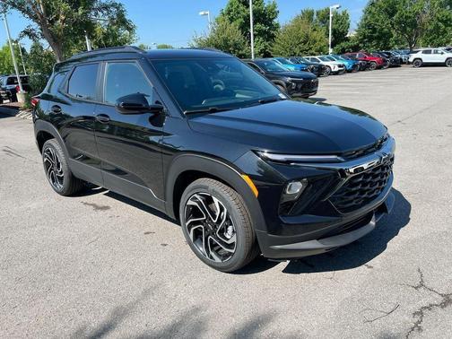 Mosaic Black Metallic 2026 Chevrolet Trailblazer RS