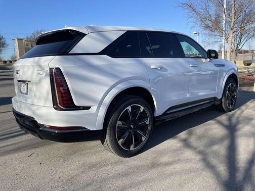 2025 Cadillac Escalade IQ Sport 2