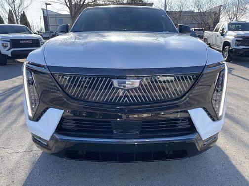 2025 Cadillac Escalade IQ Sport 2
