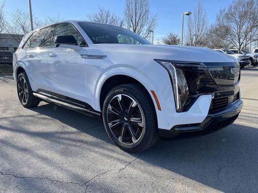 2025 Cadillac Escalade IQ Sport 2