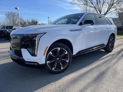2025 Cadillac Escalade IQ Sport 2