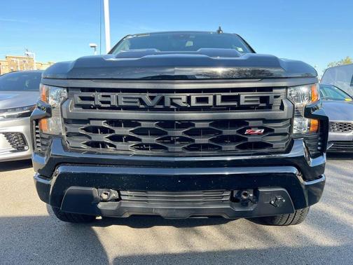 2023 Chevrolet Silverado 1500 Custom Trail Boss