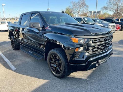 2023 Chevrolet Silverado 1500 Custom Trail Boss