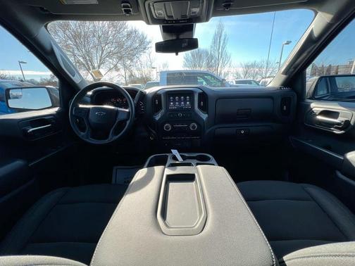 2023 Chevrolet Silverado 1500 Custom Trail Boss