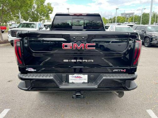 2025 GMC Sierra 2500 AT4