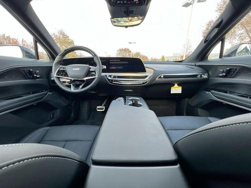 2026 Cadillac LYRIQ V