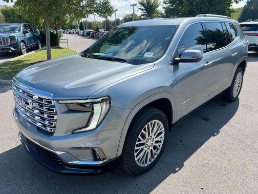 2026 GMC Acadia FWD Denali