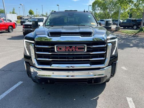 Onyx Black 2025 GMC Sierra 2500 SLT