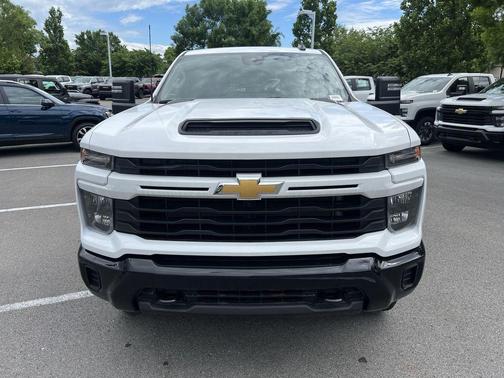 2025 Chevrolet Silverado 2500 Custom