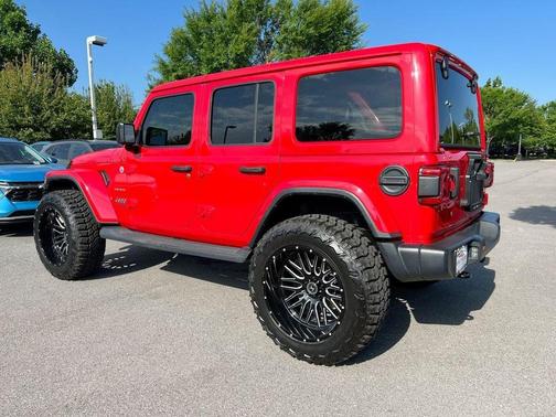 Firecracker Red Clearcoat 2018 Jeep Wrangler Unlimited Sahara