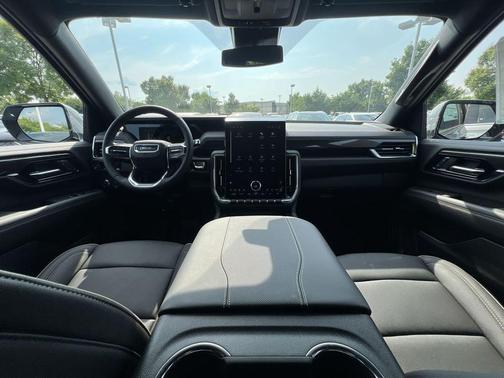 2025 GMC Yukon XL Elevation