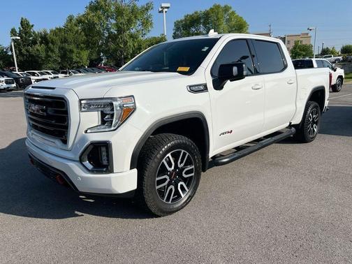 Summit White 2021 GMC Sierra 1500 AT4