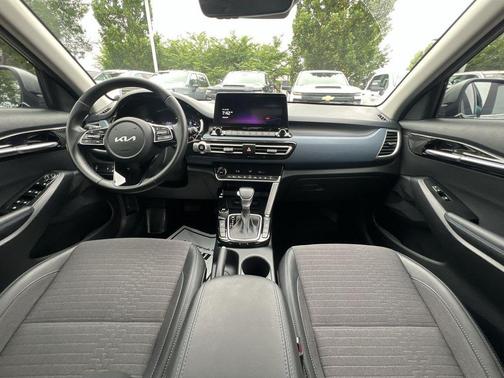 2023 Kia Seltos S