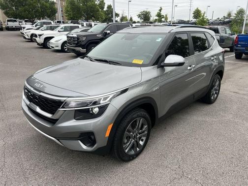 2023 Kia Seltos S