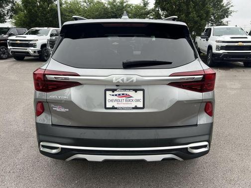2023 Kia Seltos S
