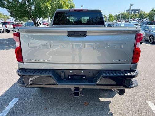 2025 Chevrolet Silverado 2500 Custom