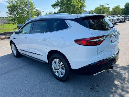 Summit White 2018 Buick Enclave Premium