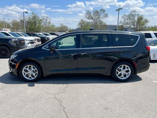 2019 Chrysler Pacifica Touring Plus