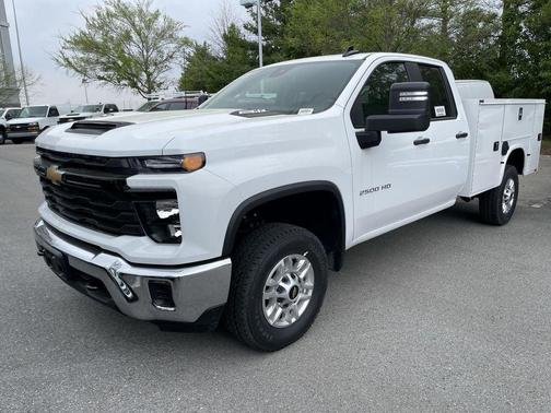 Summit White 2026 Chevrolet Silverado 2500 WT