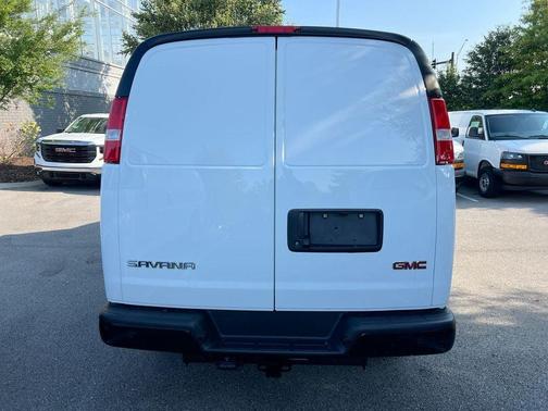2025 GMC Savana 2500 Work Van