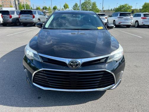Midnight Black Metallic 2018 Toyota Avalon XLE Touring